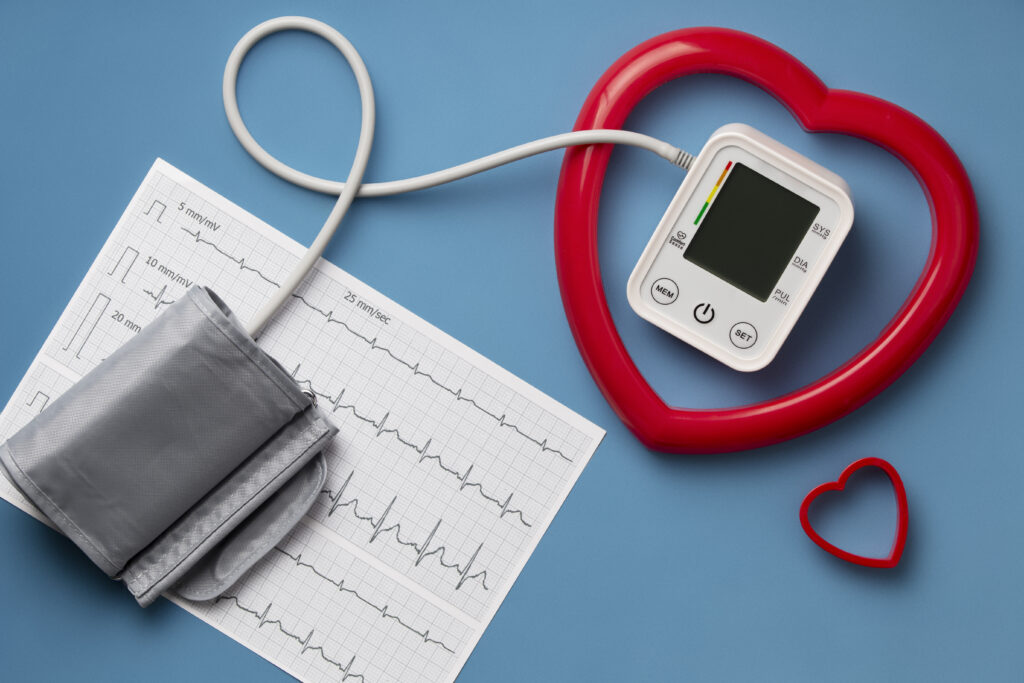 surveillance holter cardiaque suivi rythme cardiaque examen cardiologie