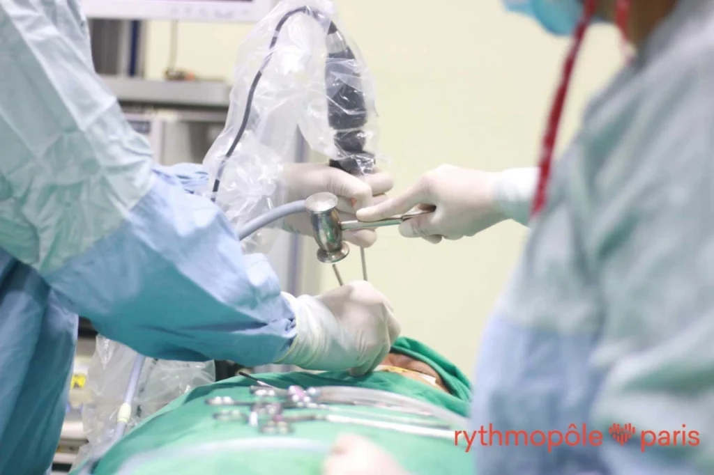 Santé cardiaque automne : vasoconstriction au froid, pression artérielle à surveiller et thermoprotection conseillée